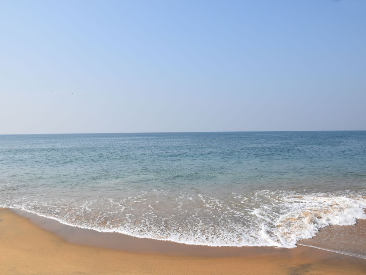 When baffled sea comes to&nbsp;me…